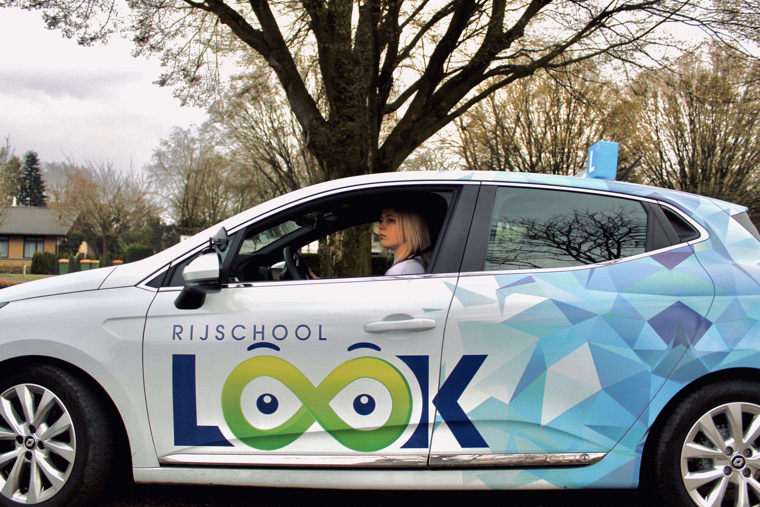 Autorijschoollook.nl | Schakel Rijbewijs | Rijschool Breda