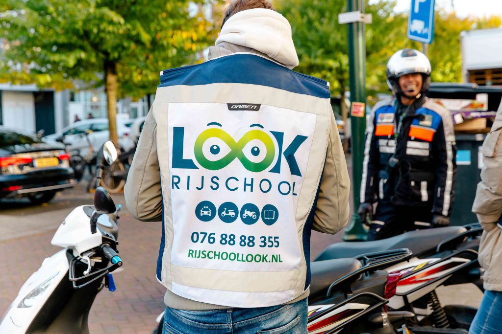 Autorijschoollook.nl | Motor Rijbewijs | Rijschool Breda